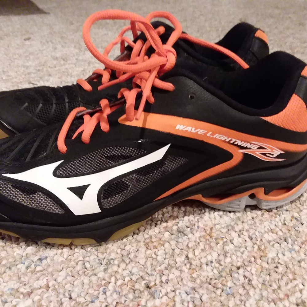 Womens Volleyball shoes